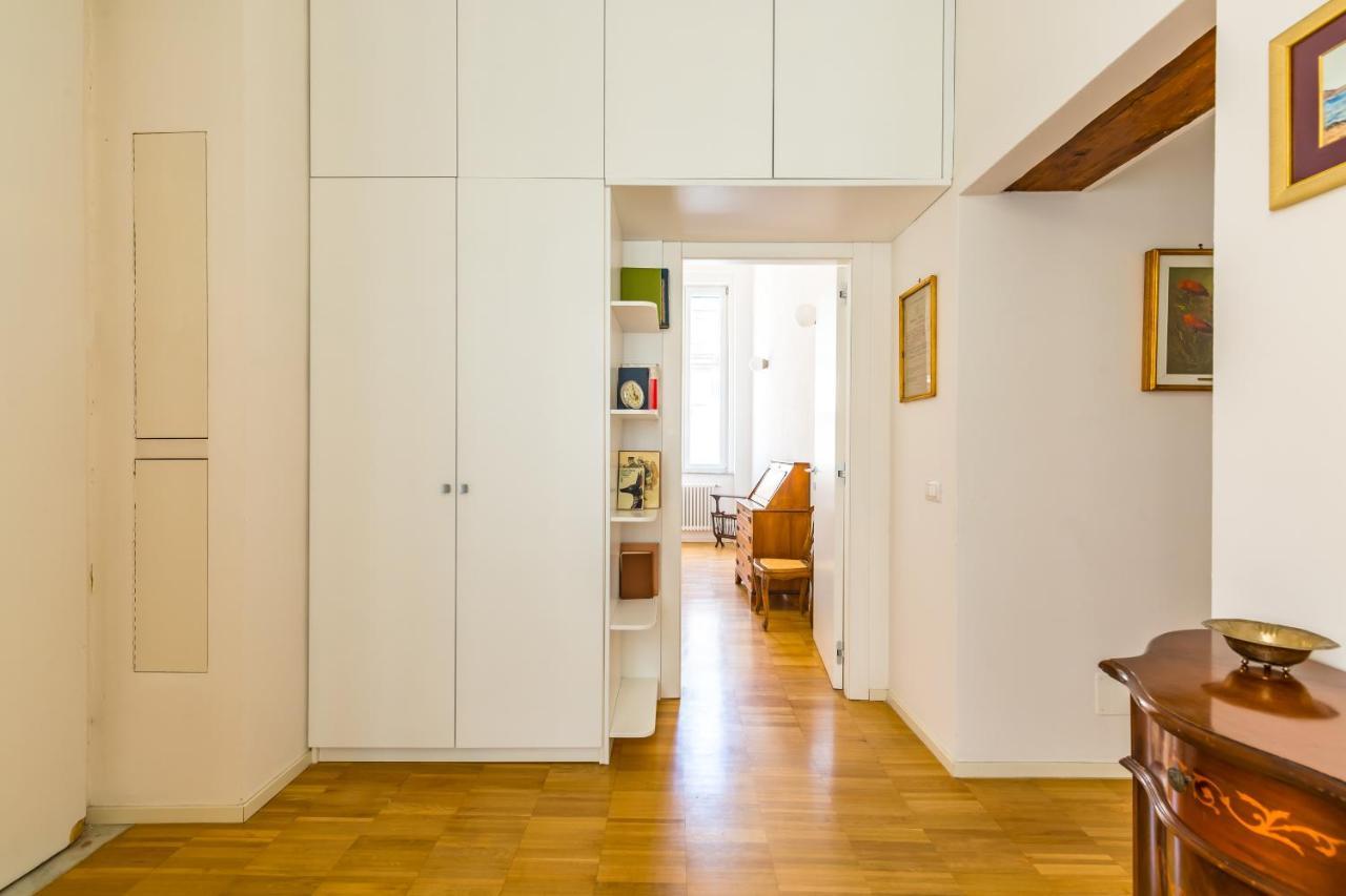 Nova Stylish House In Center By Napoliapartments Eksteriør bilde